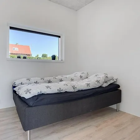 Jadara - 200m From The Sea By Interhome